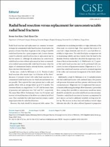 Radial head resection versus replacement for unreconstructable radial head fractures